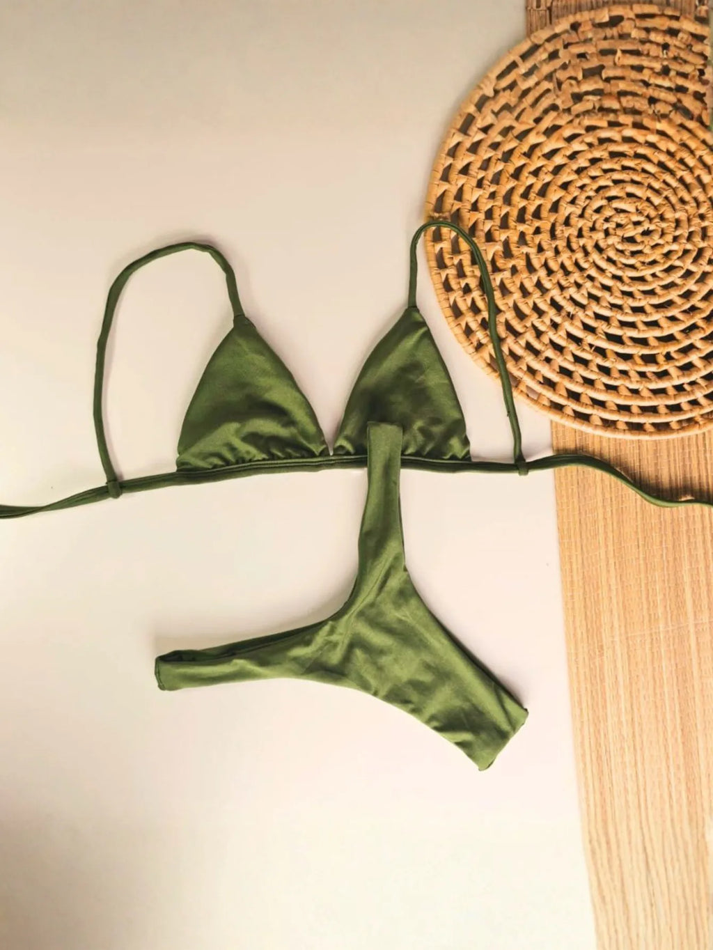 Biquíni Cortininha Fixa com Calcinha Asa Delta Fio Duplo