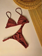 Biquíni Cortininha com Calcinha Fio Dental Marquinha de Fita