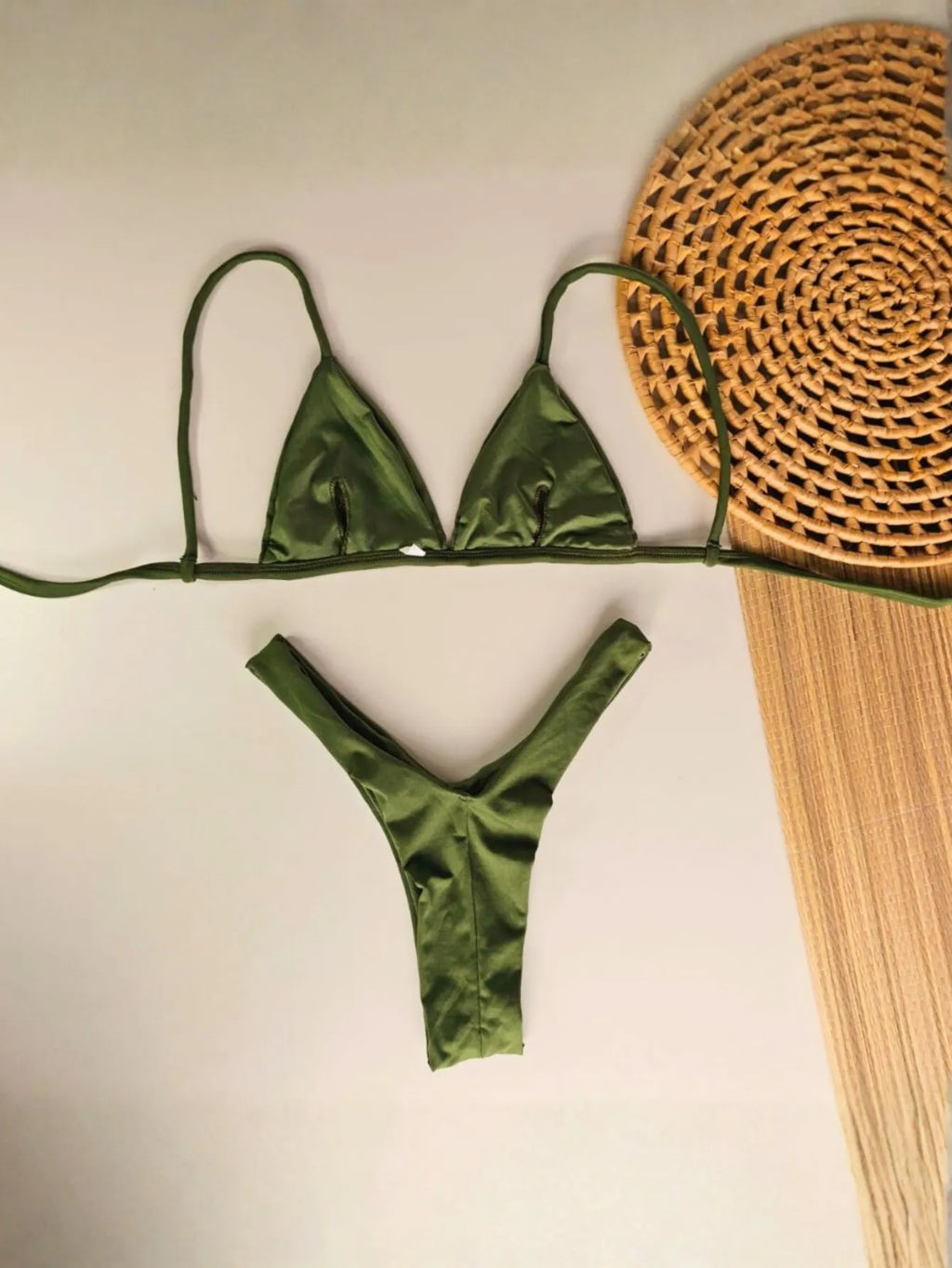 Biquíni Cortininha Fixa com Calcinha Asa Delta Fio Duplo