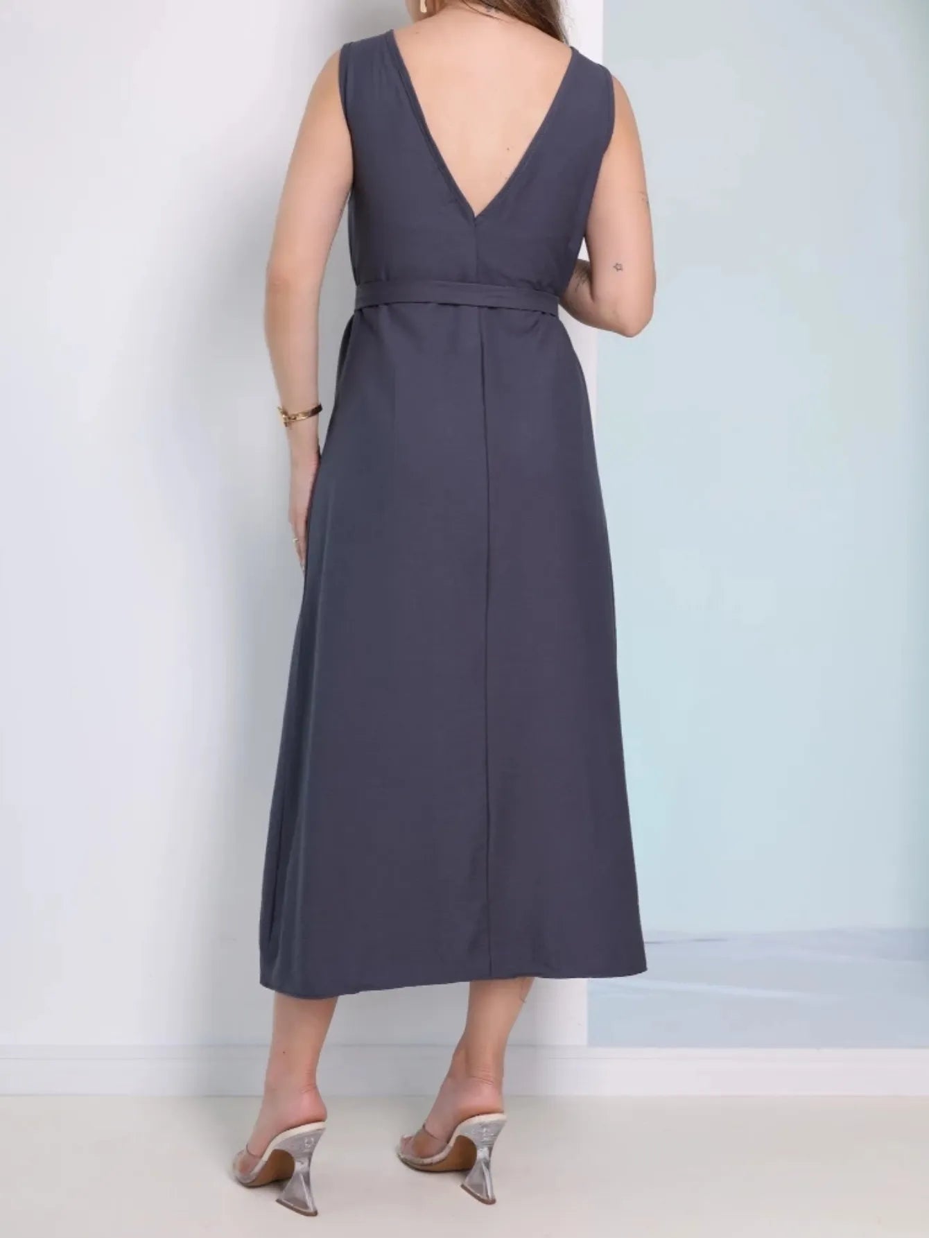 Vestido Longo Alfaiataria Sensorial sem Manga com Cinto